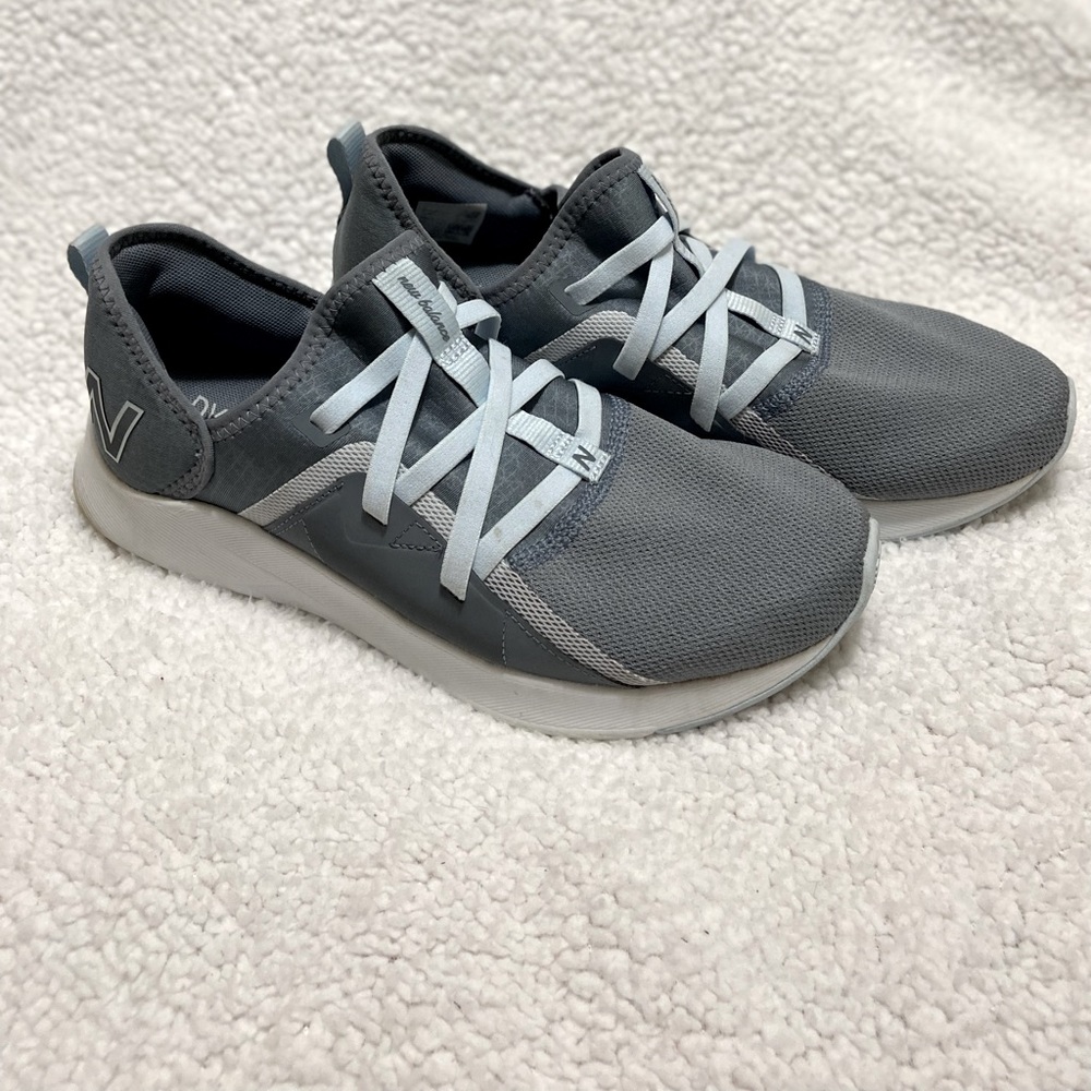 NEW BALANCE TENNIS SHOES - DYNASOFT, COLOR-BLUE, USED CONDITION 🔥WOMENS SIZE 11